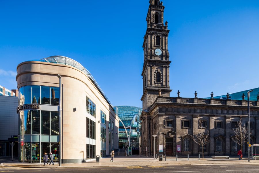 031 Tql Trinity Leeds Uk
