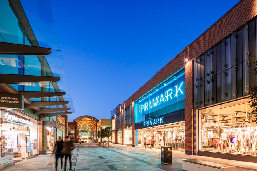 A199 Brcr Northern Retail Quarter Charles Sq Bracknell Uk N54