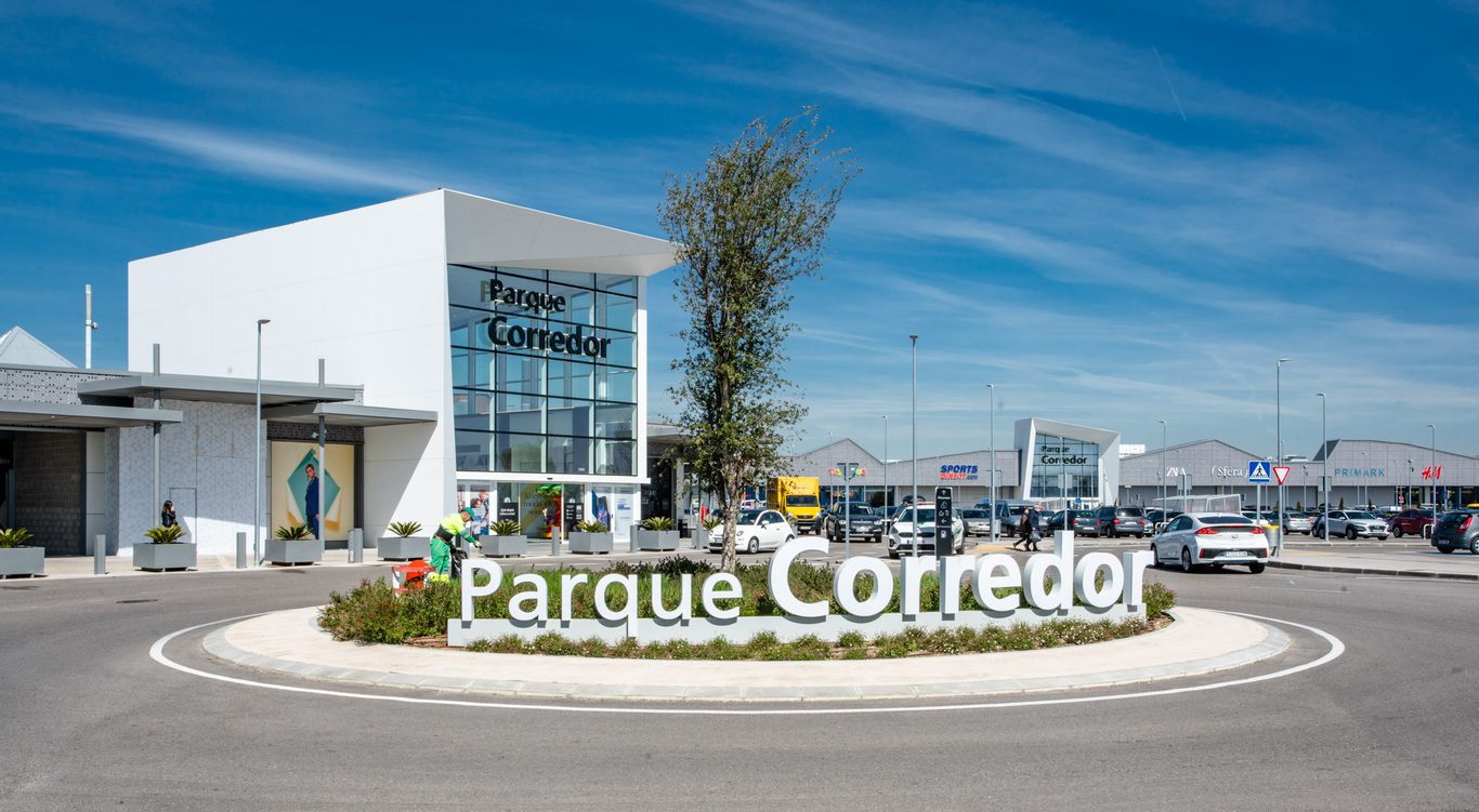 A561 PCM Parque Corredor Shopping Centre Refurbishment N42