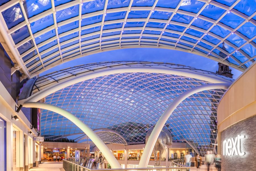 031 Tql Trinity Leeds Uk N84 Medium
