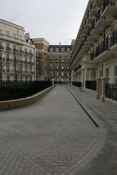 Knightsbridge 161805