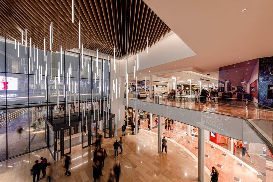 Tres Aguas Shopping Centre Madrid H868611 Ltr